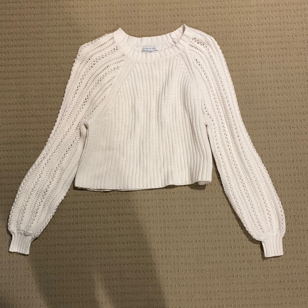 American Eagle cropped cream knit sweater, size xs